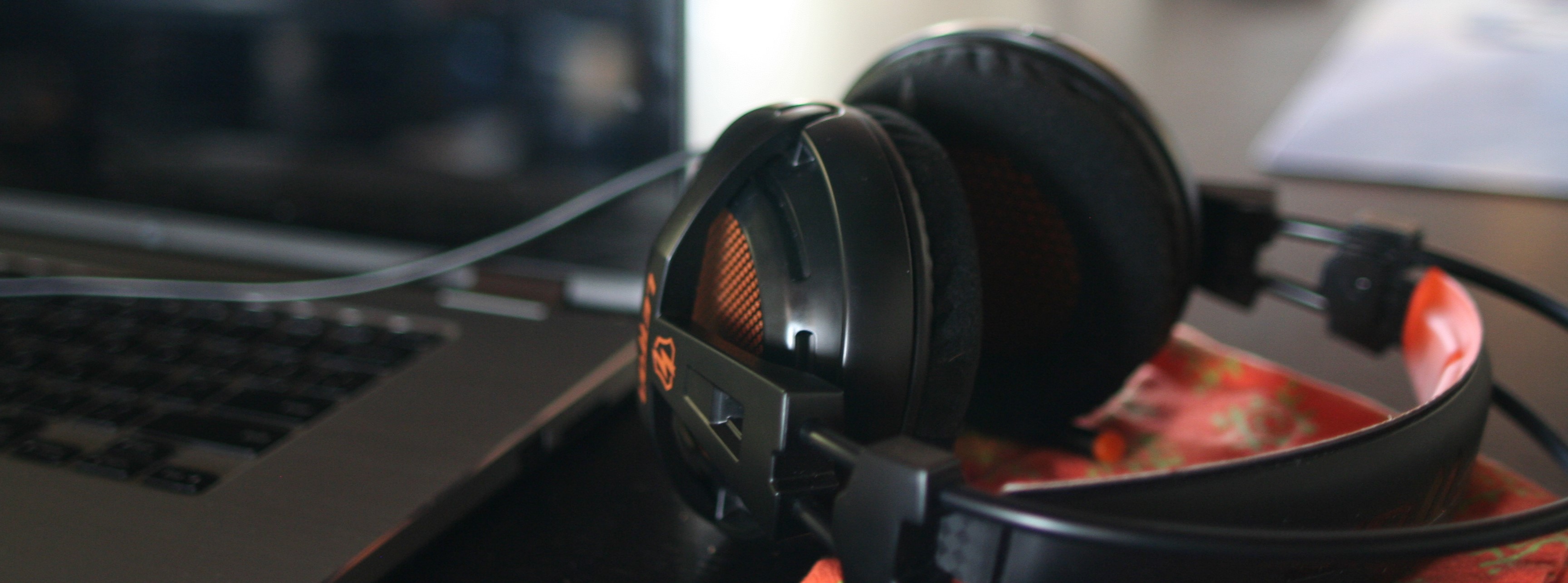 Computer and headphones